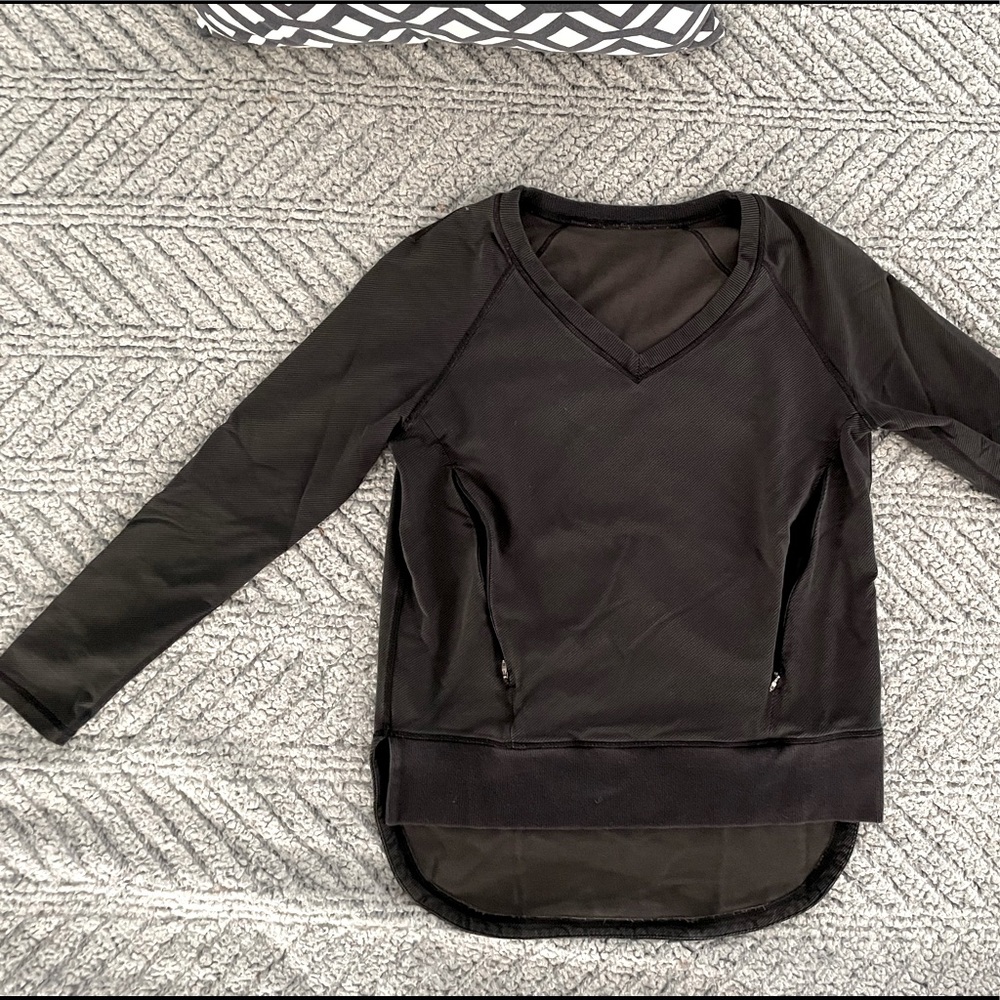 Lululemon sweatshirt. V neck. Grey & black stripe. Size 6.